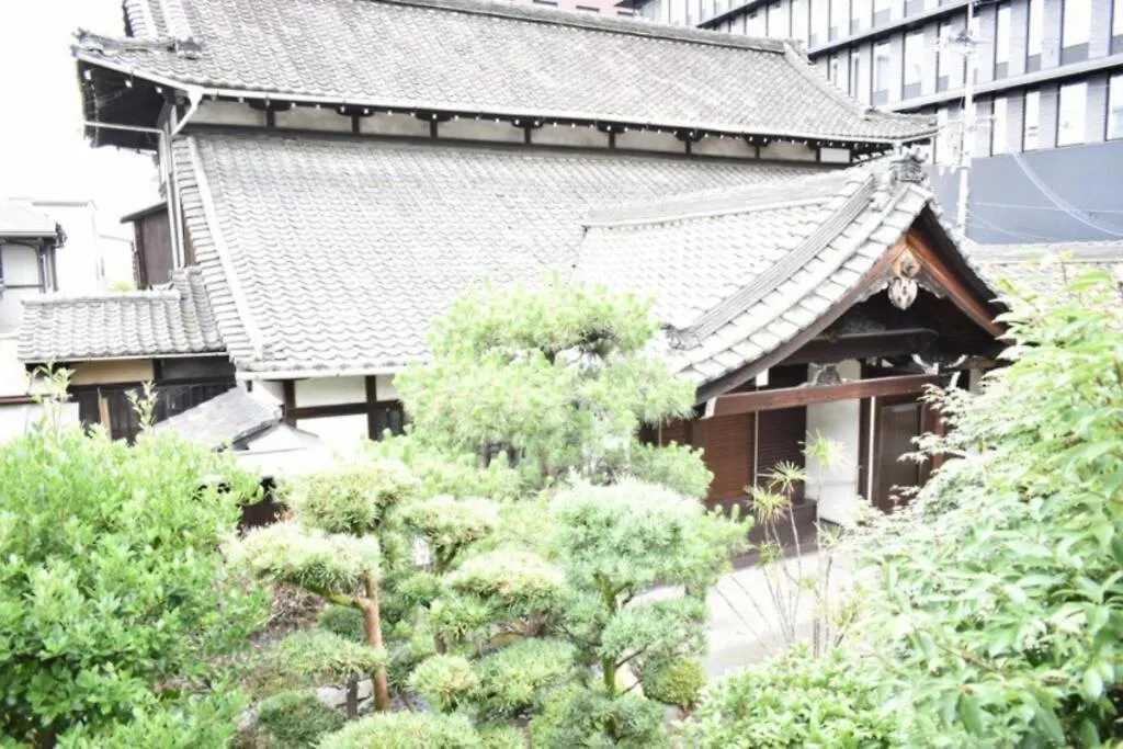 【利灸ゲストハウス】3 Mins Walk To Kyoto Station! Unique House！ Villa